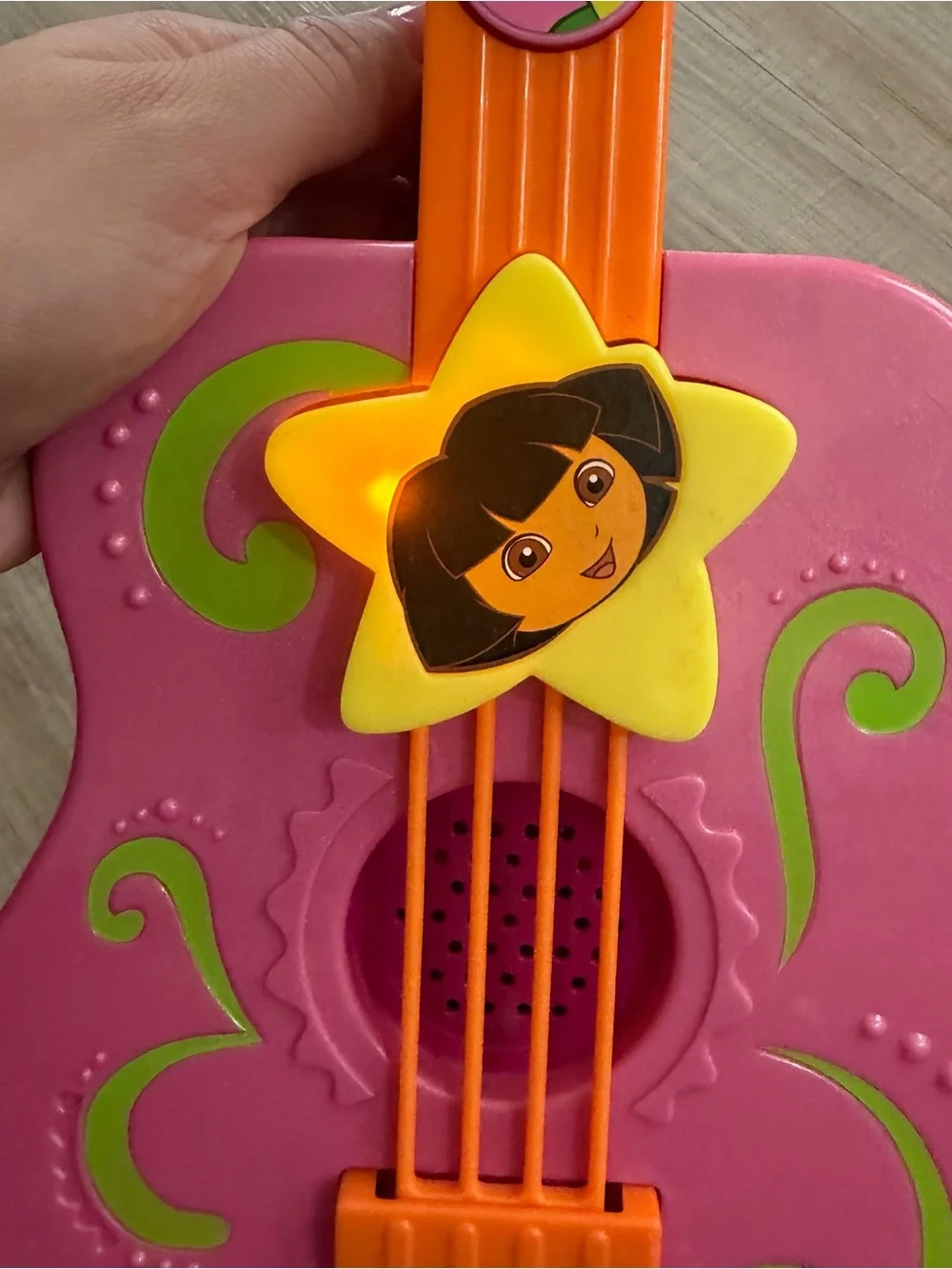 y2k/vintage Mattel Dora The Explore Musical Guitar